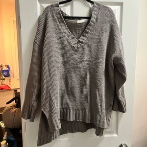 Cozy V-Neck Sweater in Taupe